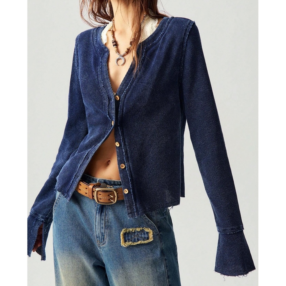 Solid Button Down Flared Raw Stitch Long Sleeve T… - image 2